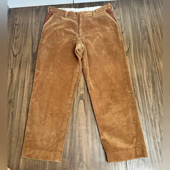 Orvis Dark Khaki Cotton Corduroy Pants Brown Leather Pockets Mens size 36 Waist - Picture 12 of 13